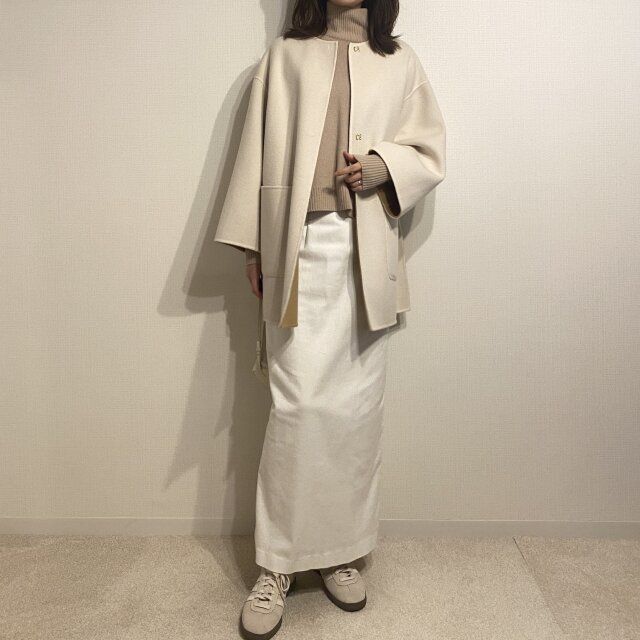 UNITED ARROWS バイカラー リバー ミドルコート OFF WHITE スカートコーデ タイトスカート