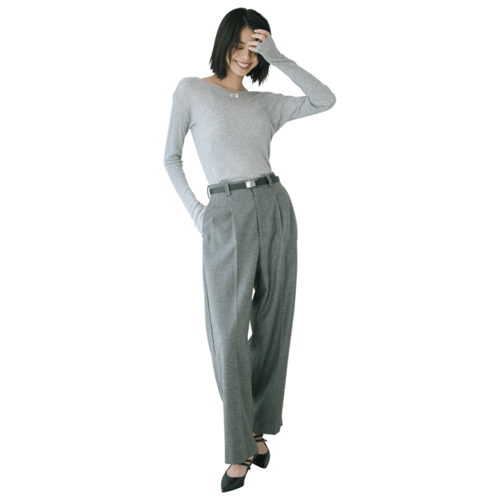 柔軟な対応力で信頼感が高まるこなれたワントーンコーデ