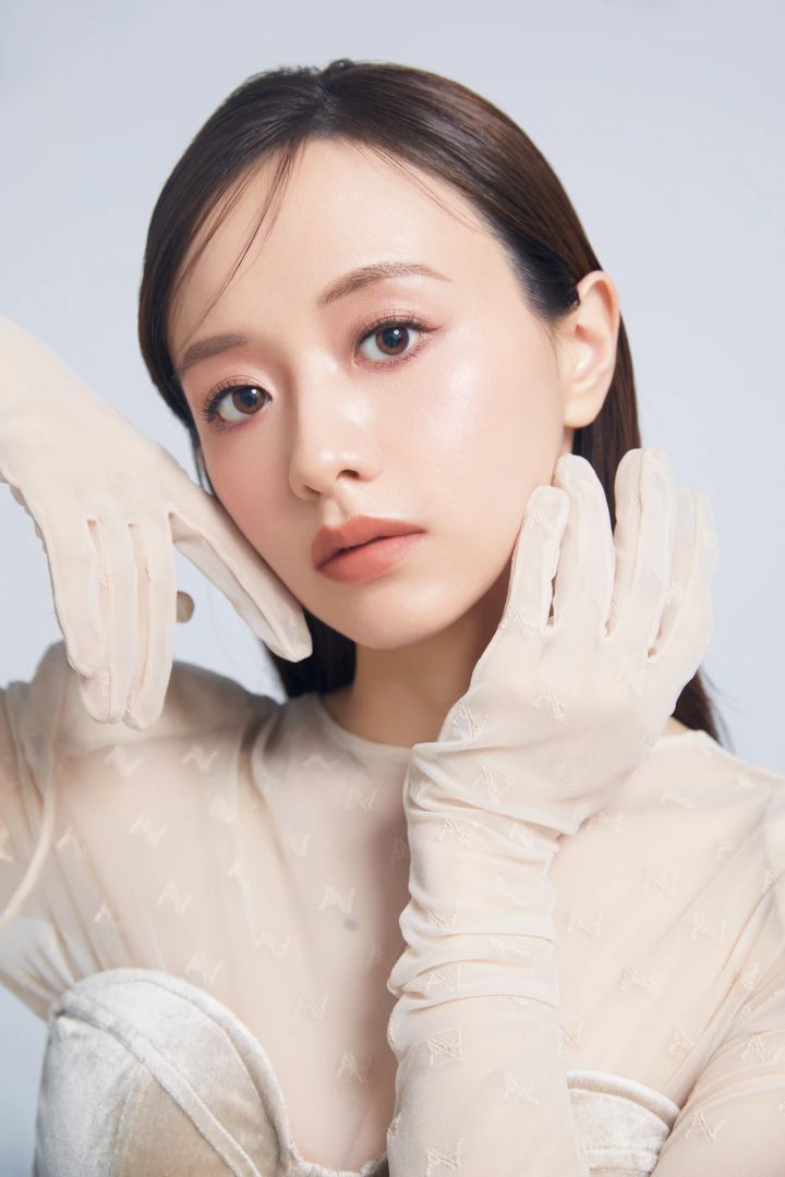 森香澄さんの最新メイク ケイト リップモンスター スフレマットでふんわりと可愛く