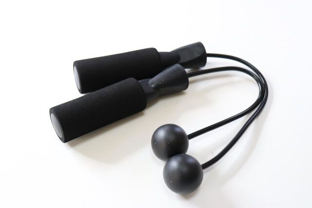 ダイソー エアー縄跳び