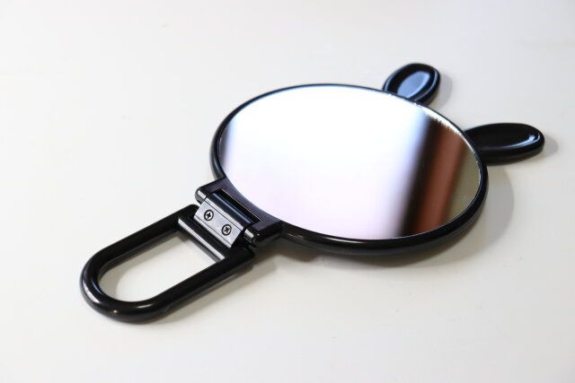 ダイソー 2WAYミラー（ウサギ）