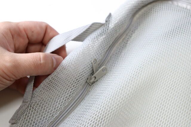 トラベル収納ケース（ウォッシャブル、32cm×26cm×10cm） 持ち手