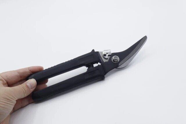 ダイソー 万能型 ハサミ 