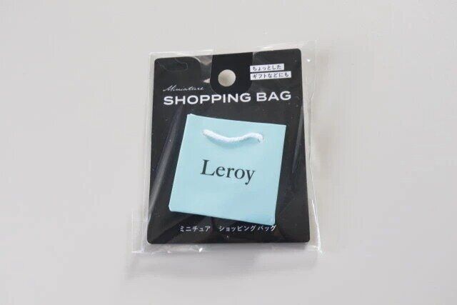 セリアのミニチュア ショッピングバッグのパッケージ