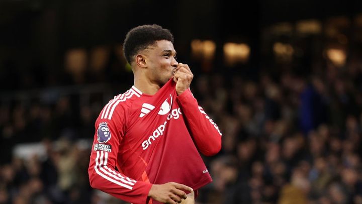 人身売買でヨーロッパに…プレミアリーグの超新星22歳、苦難の道程を地元紙が回顧