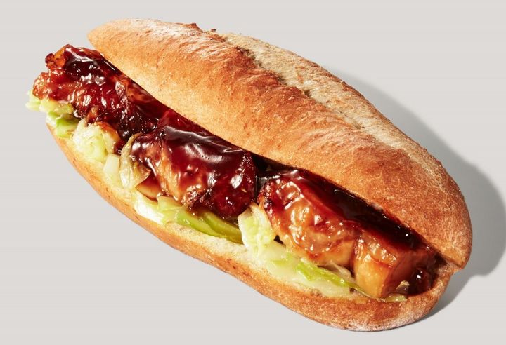 「照り焼きチキン石窯フィローネ」540円