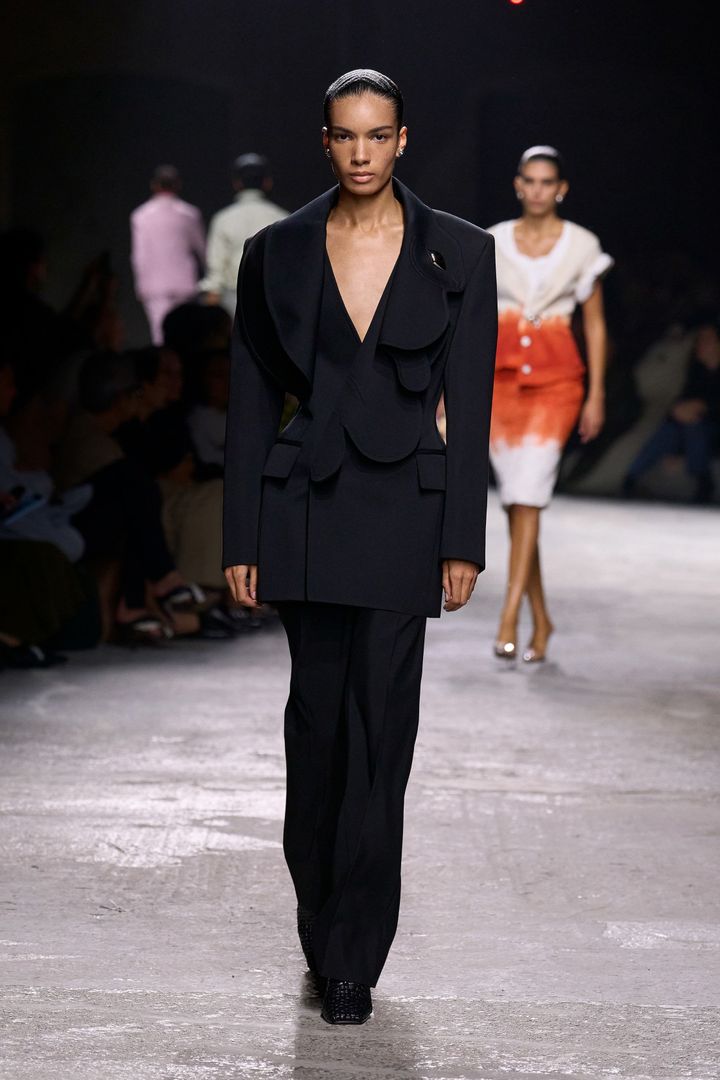 ボッテガ・ヴェネタ 2025年春夏コレクション Photo_ Gorunway.com