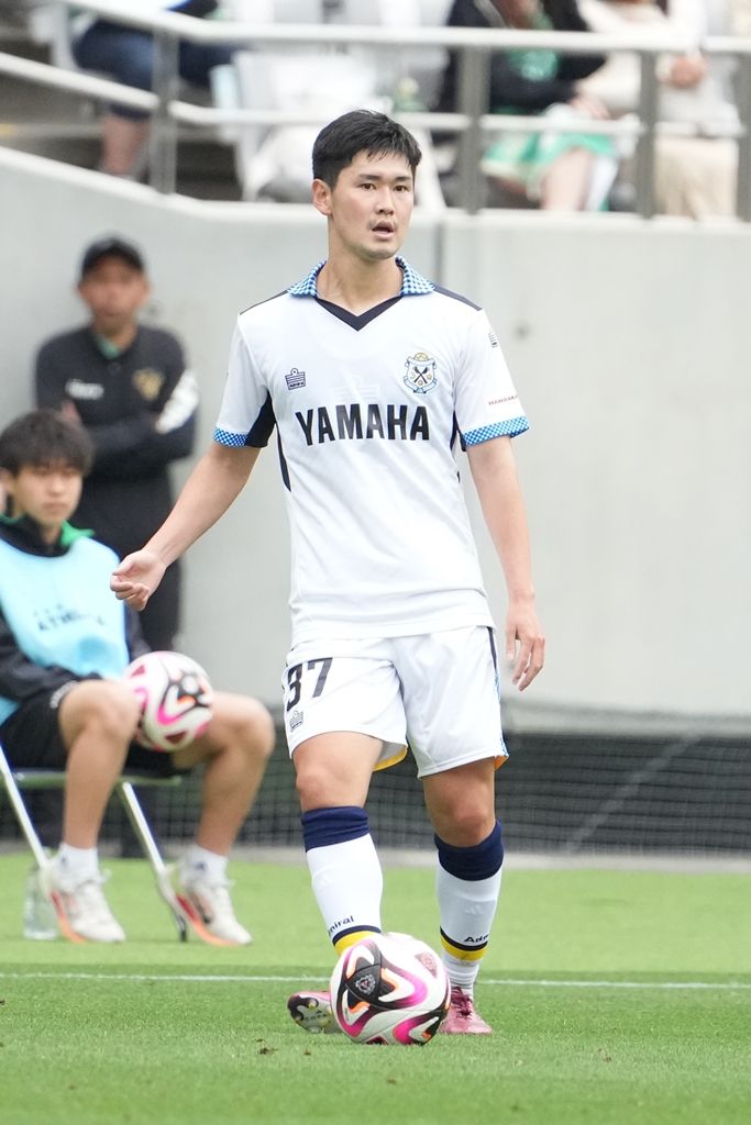 首都Jリーグ名門、2024-25冬の補強通信簿！“10番”移籍も…新たに加わった3人の「実力者」