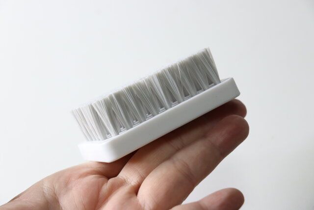 磁石で引っ付くお風呂のスクエアブラシ（ソフトタイプ） デザイン