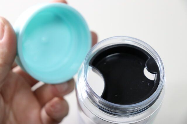 セリア ウォーターボトル 300ml オイスター 飲み口