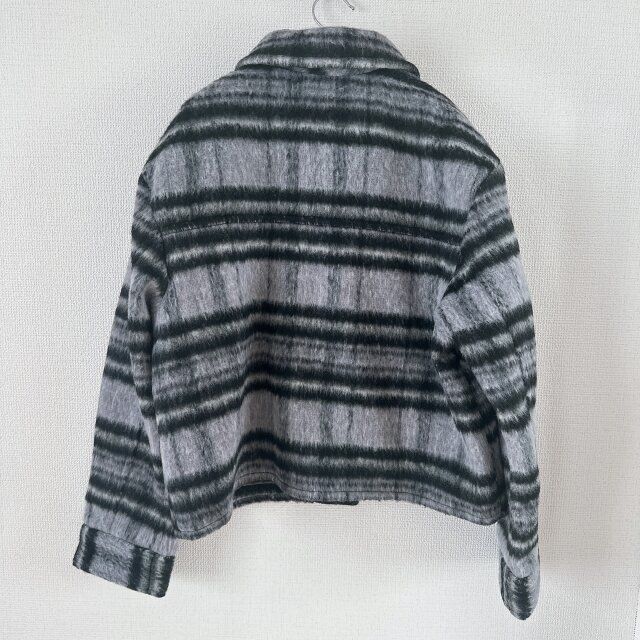 GU シャギーチェックブルゾン GRAY 後ろ側
