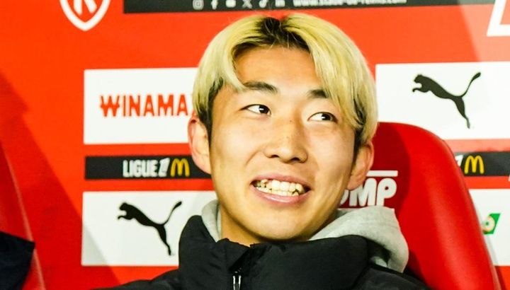 22歳の日本代表選手、海外チームで先輩日本人たちから叩かれる！笑顔だったワケ