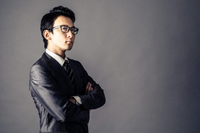 自分のことすら自分でできないの…？ 40代のマザコンの特徴3選