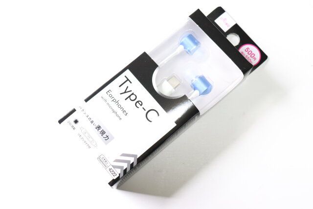 ダイソー Type-Cイヤホン（マイク付、003）