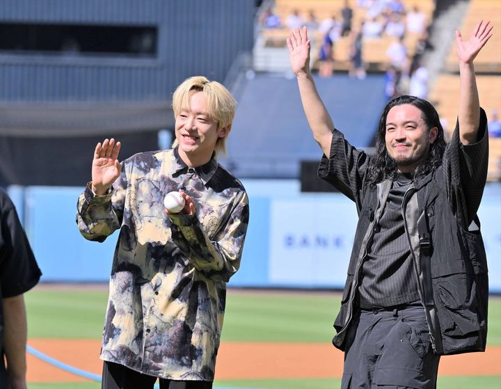 「第75回NHK紅白歌合戦」に出場した「Creepy Nuts」（2024年7月撮影、時事）