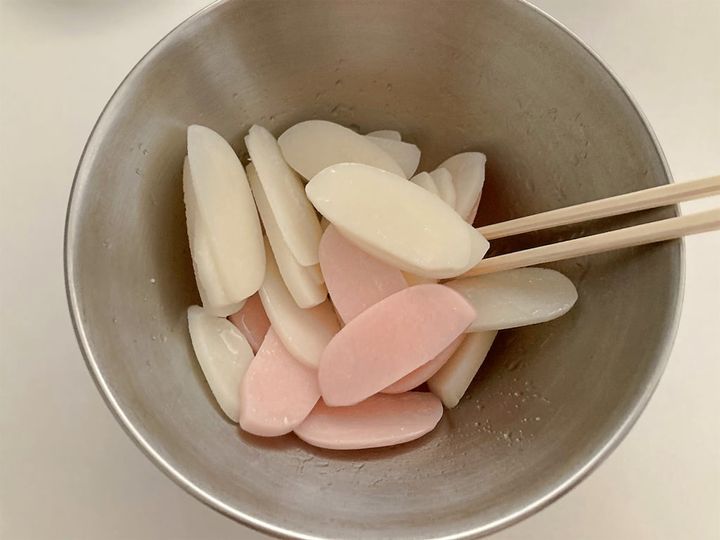 サラダ油を絡めた餅