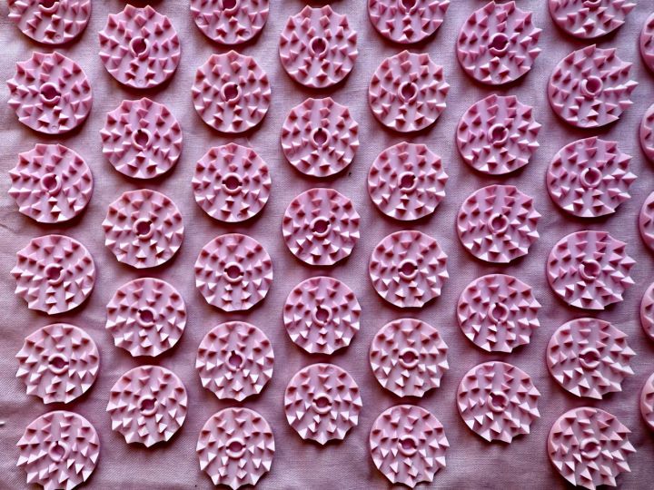 シャクティマットのスパイク