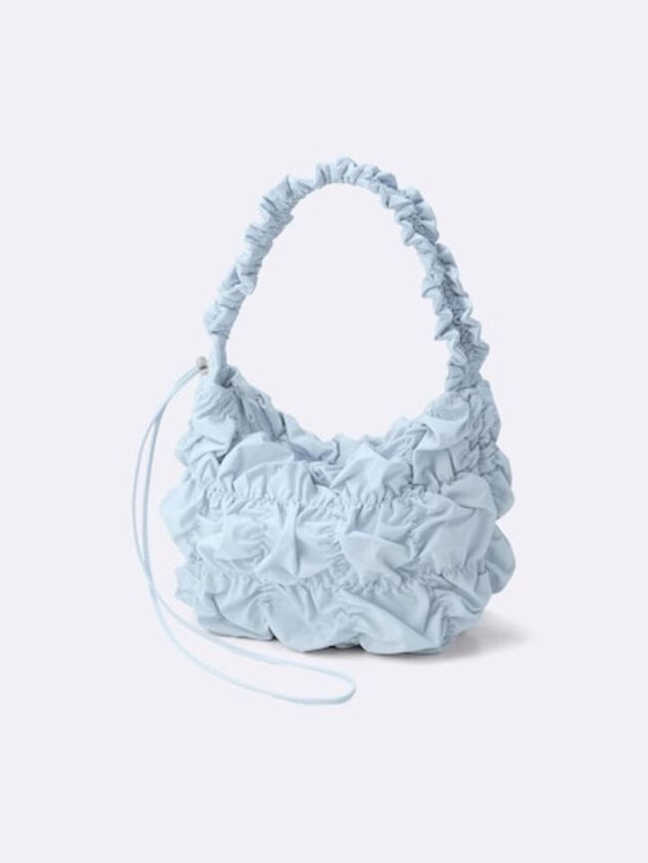 画像2: 出典：GU