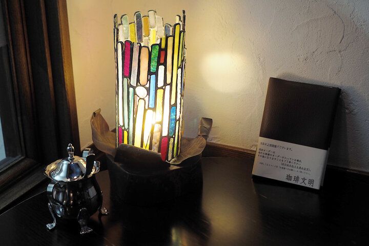 横浜・六角橋のレトロな喫茶店でほっこり珈琲タイム♪ 時を忘れる隠れ家「珈琲文明」へ