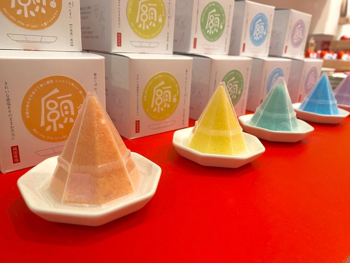 「願いの盛り塩セット」各550円