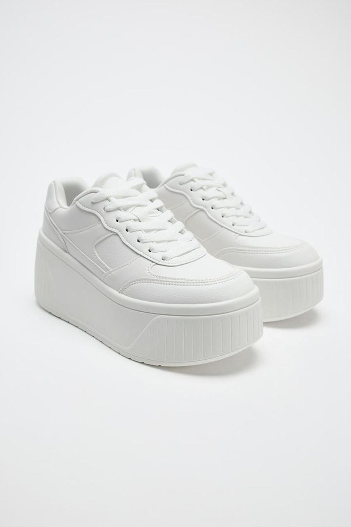 画像2: 出典：ZARA