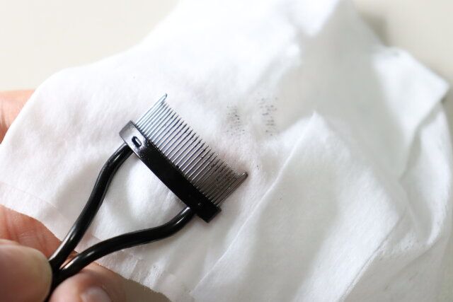 ダイソー まつげブラシ お手入れ