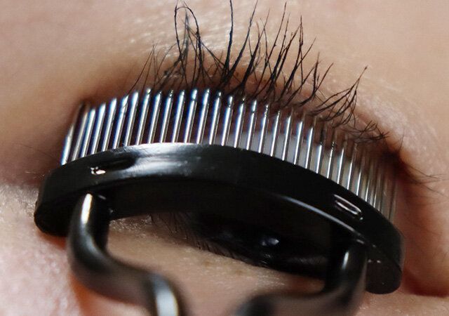 ダイソー まつげブラシ 使用感