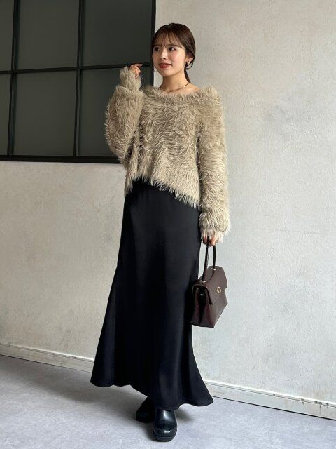 黒スカートコーデ1