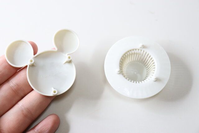 セリア ミッキー 洗面台めかくしキャッチ2P お手入れ