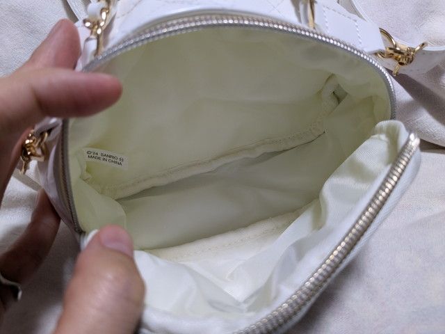 キルトポシェットポーチ中