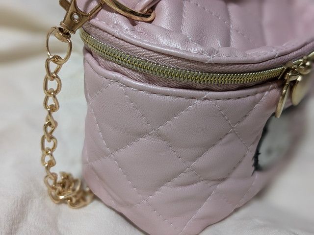 キティショルダーチェーン