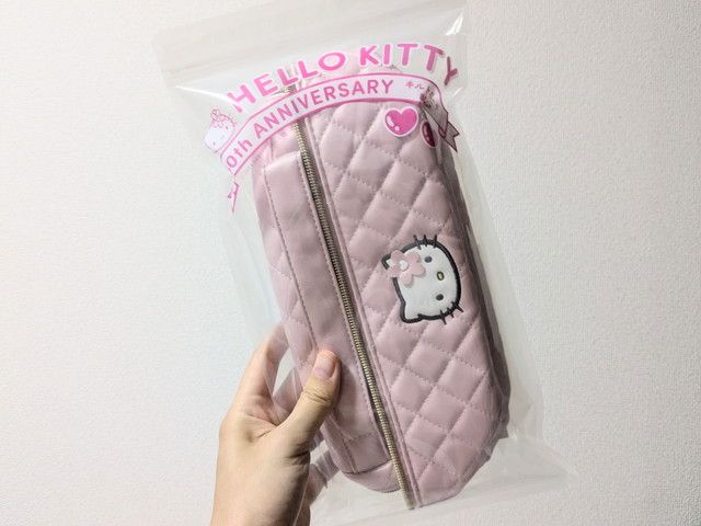 ハローキティ90年代デザインを再現したレア付録