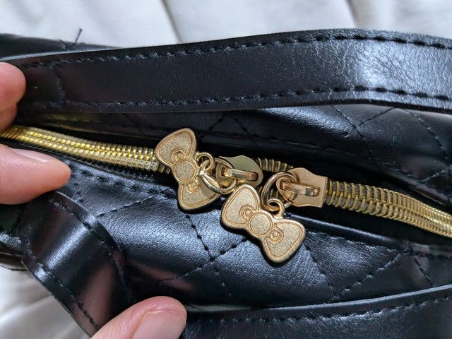 エンジェルキルトバニティポーチファスナー