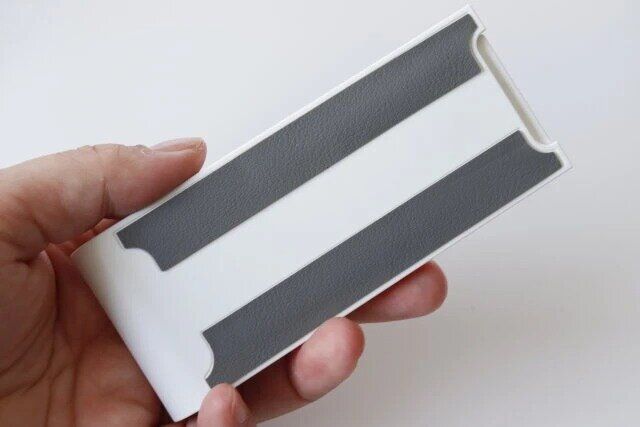 ダイソー コンパクト スマホスタンド