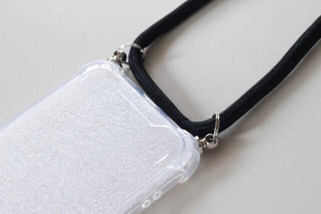 ダイソー 黒 長さ調節可能