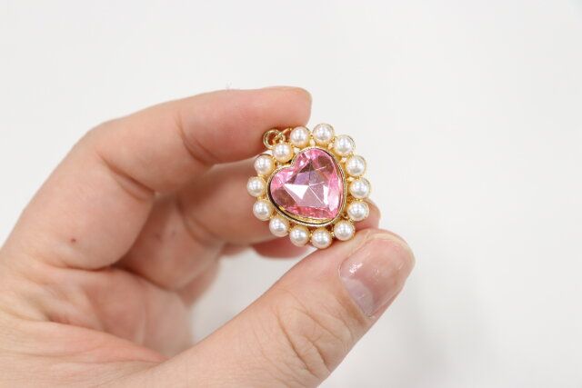 スマホチャーム（ハートパール、3P） デザイン