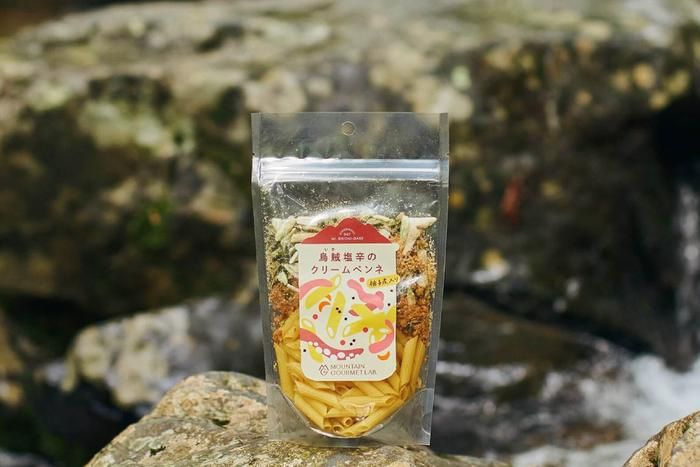 MOUNTAIN GOURMET LAB.の烏賊塩辛のクリームペンネ