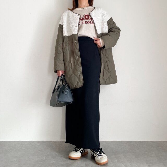 ニット×スカートの大人カジュアル冬コーデ