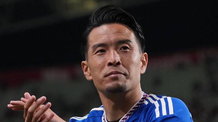 34歳の元日本代表、Jリーグ名門から海外に電撃移籍！「このタイミングで…申し訳ありません」