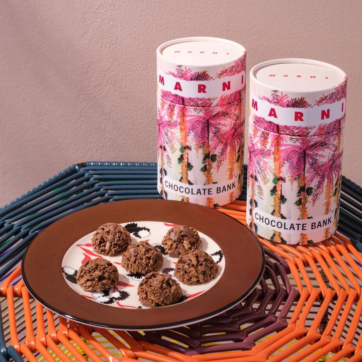 マルニ × チョコレートバンク クランチチョコ オーツ（15個入り）￥2,970