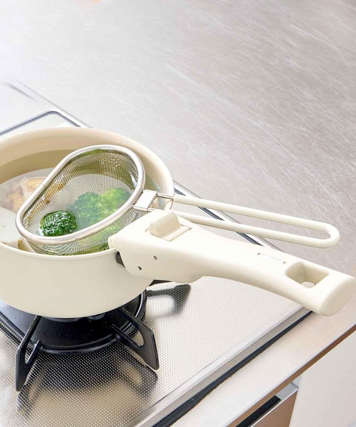 画像1: 出典：3COINS