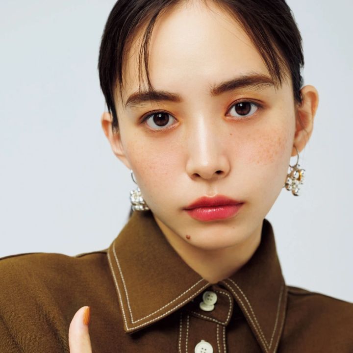 【アーチ眉の書き方⑤】赤みを加えて色っぽく仕上げる美人アーチ眉