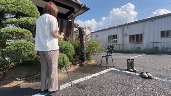 ワークマンのコスパ最強の長靴3点を徹底検証！その結果が意外すぎた…!?