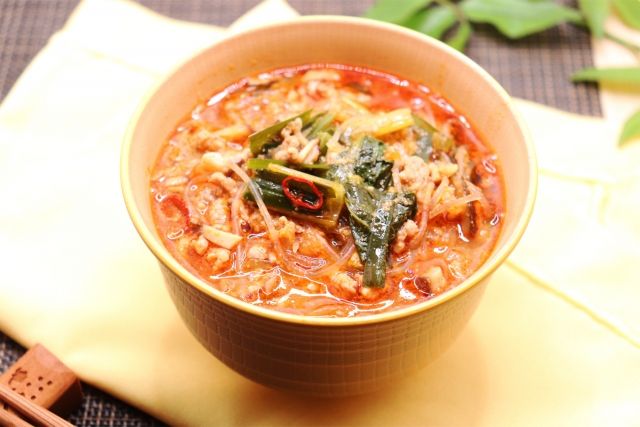 担々麺風のスープ 画像