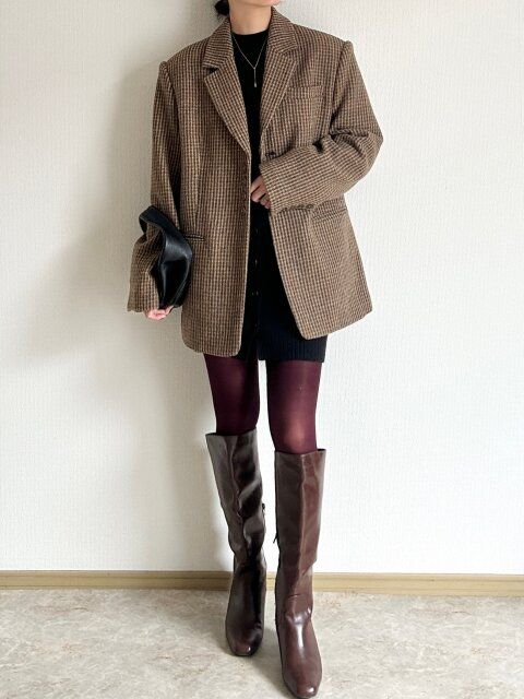 LIAN 2WAYニットベアビスチェ ブラック着用 ミニスカートとして