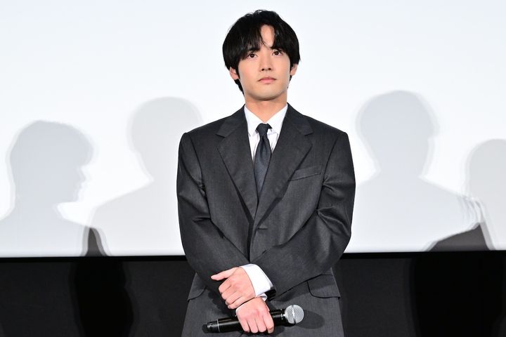 上白石萌歌、赤楚衛二に手紙で熱い思い伝える「赤楚氏と出会って2年…」『366日』公開記念舞台挨拶