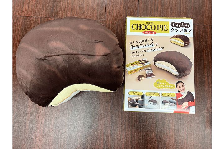 「LOTTE CHOCO PIE」チョコパイクッション