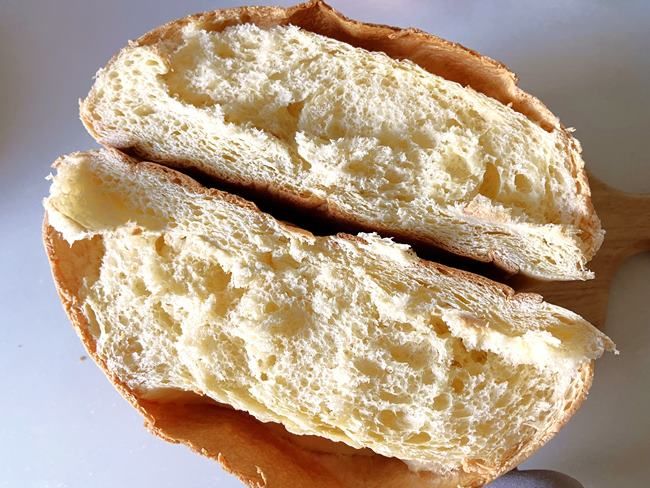 ロピア モンスターメロンパン