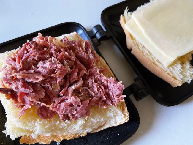 ロピア モンスターメロンパン アレンジ