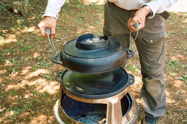 上級キャンパーが焚き火のやり方をやさしく解説！焚き火とソロストーブの手順のコツとは？